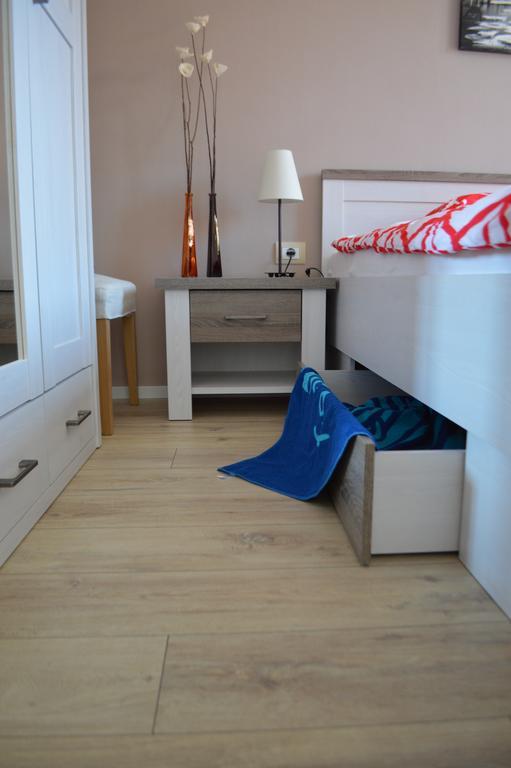 Apartment Bozac ロヴィニ エクステリア 写真