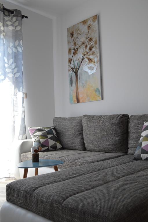 Apartment Bozac ロヴィニ エクステリア 写真